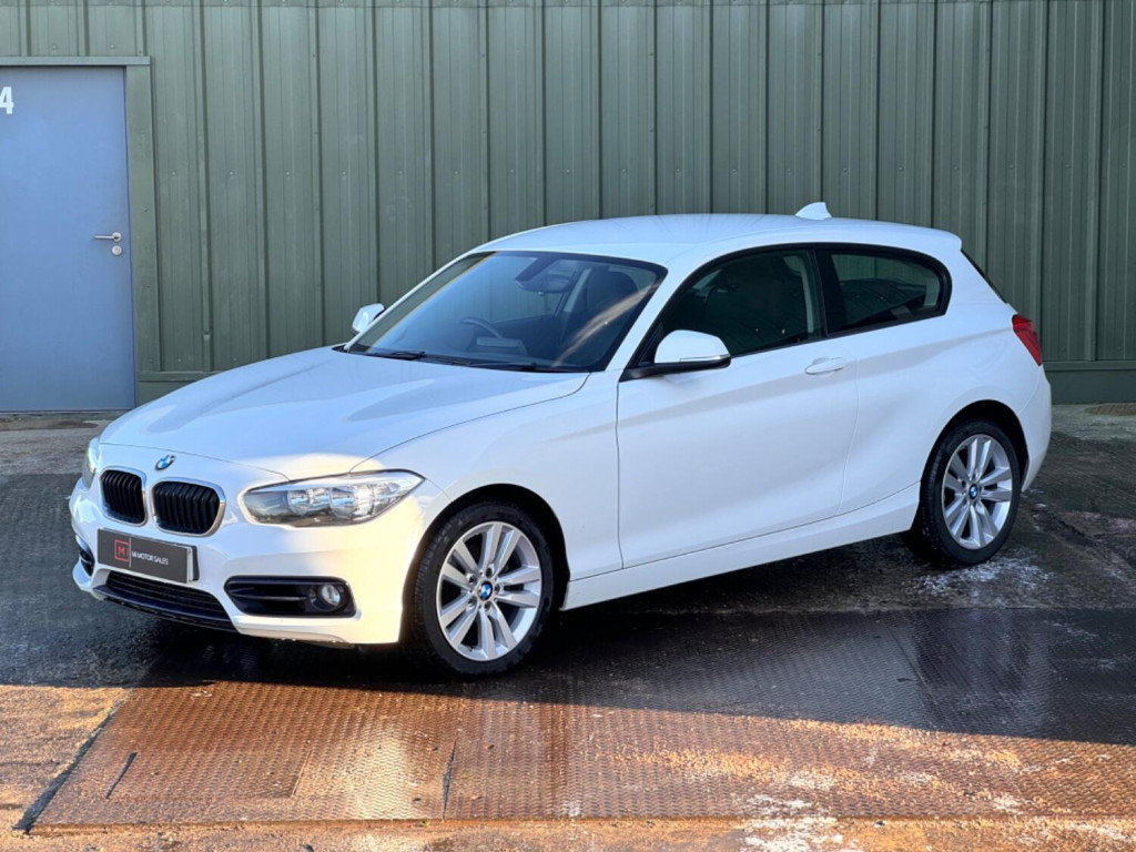 BMW 1 SERIES