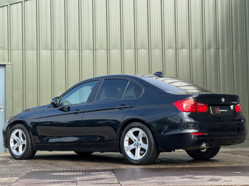 BMW 3 SERIES