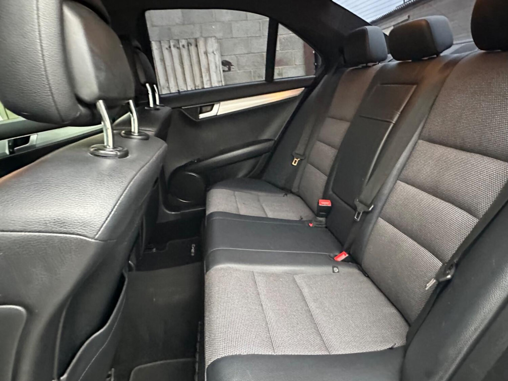 MERCEDES-BENZ C CLASS