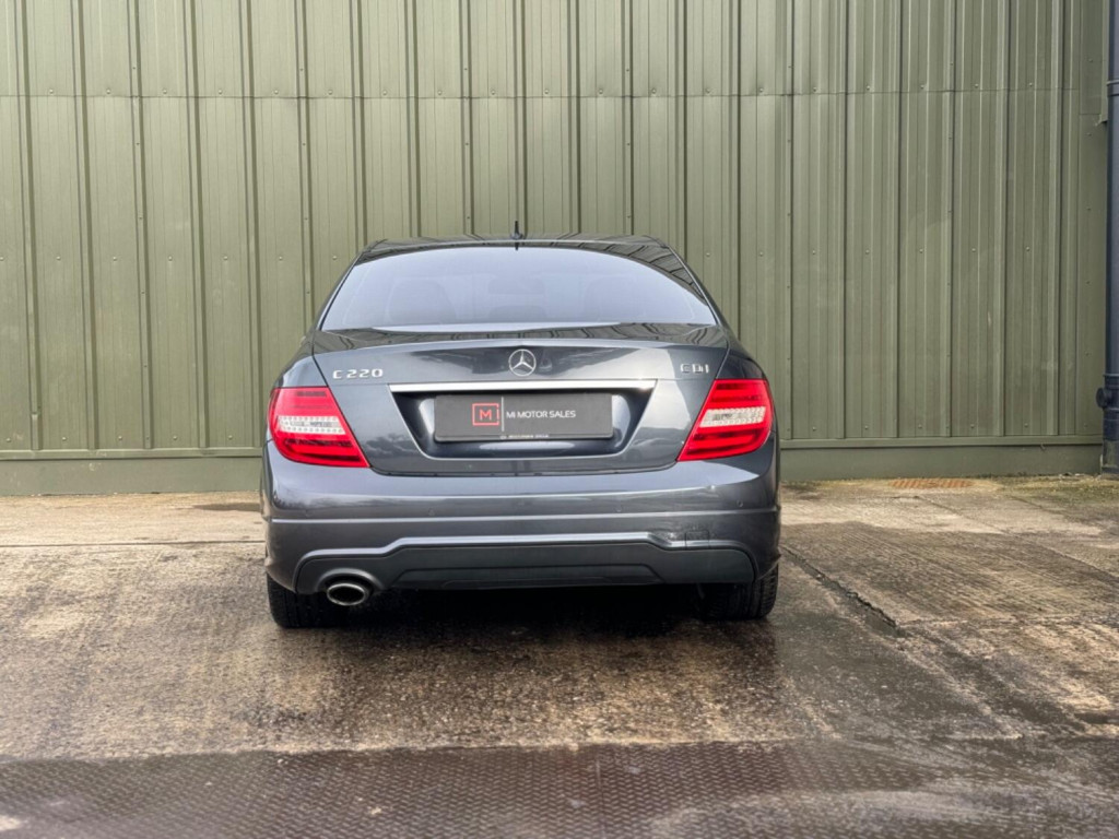 MERCEDES-BENZ C CLASS