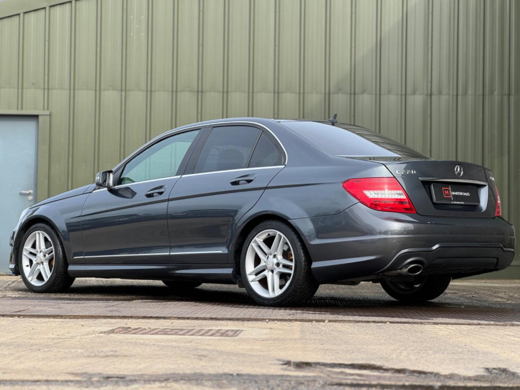 MERCEDES-BENZ C CLASS