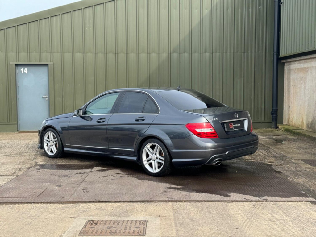 MERCEDES-BENZ C CLASS