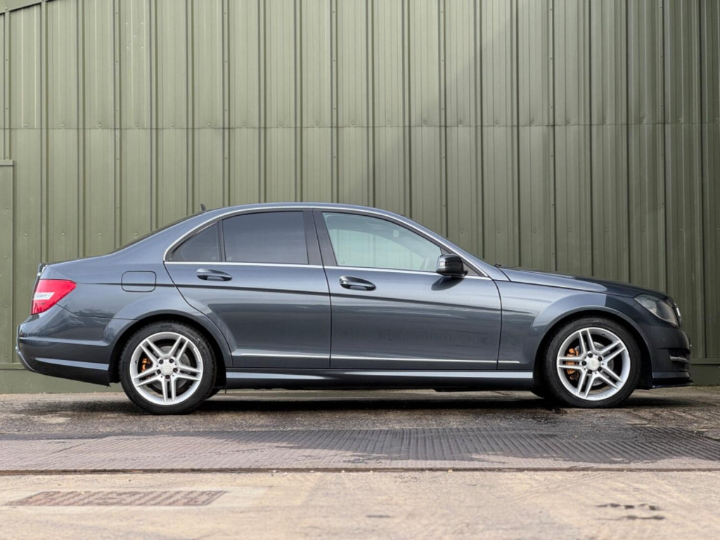 MERCEDES-BENZ C CLASS