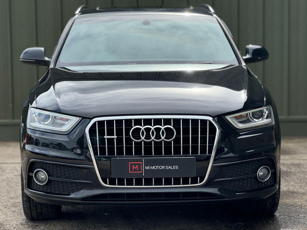 View AUDI Q3 2.0 TDI S line Plus