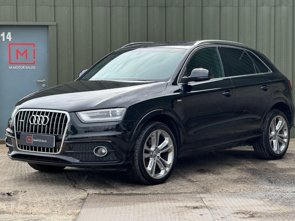 View AUDI Q3 2.0 TDI S line Plus
