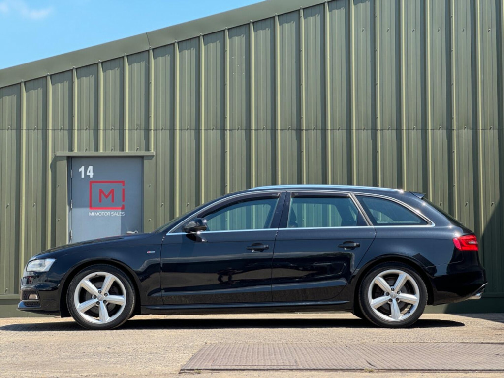 AUDI A4 AVANT
