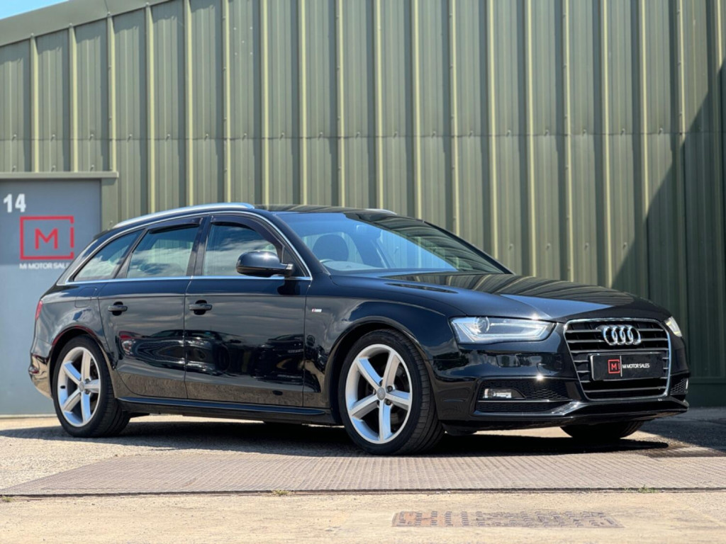 AUDI A4 AVANT