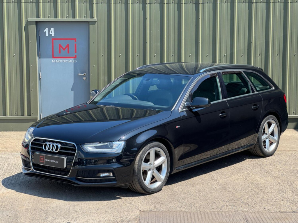 AUDI A4 AVANT