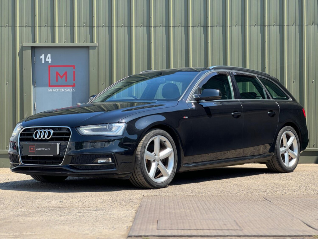 AUDI A4 AVANT