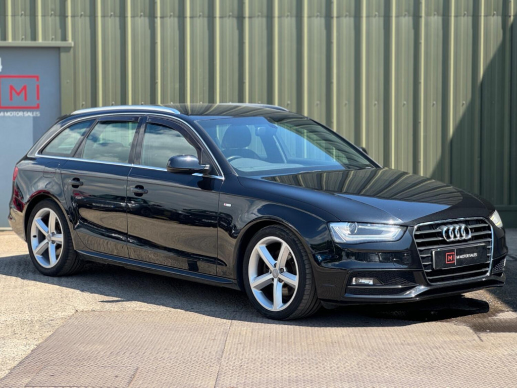 View AUDI A4 AVANT 2.0 TDI S line