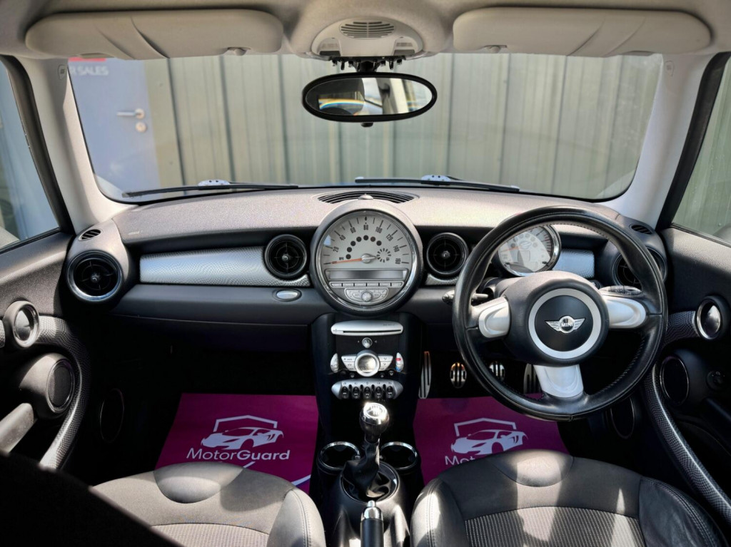 View MINI HATCH 1.6 Cooper S Hatch