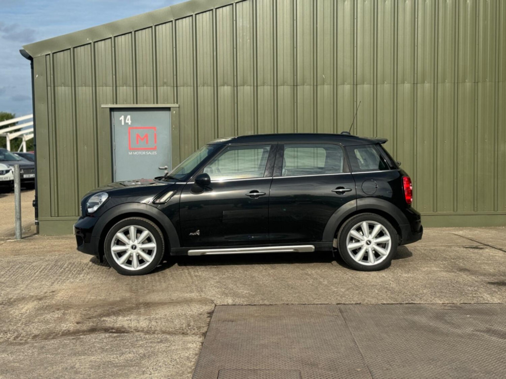 MINI COUNTRYMAN