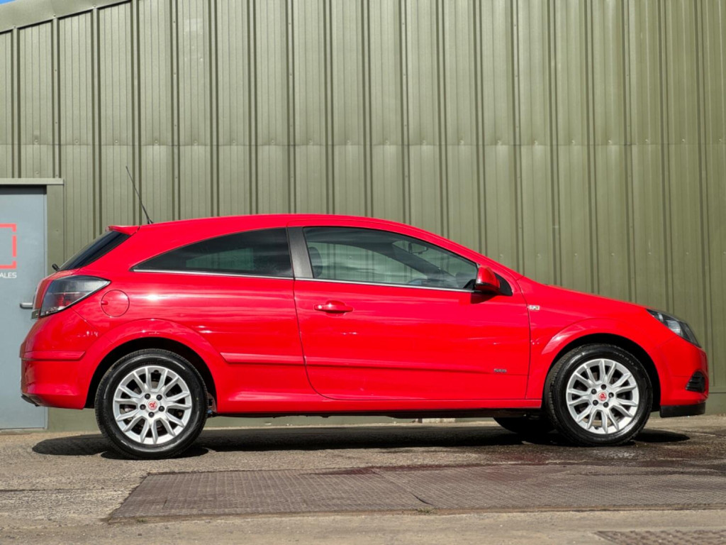 VAUXHALL ASTRA