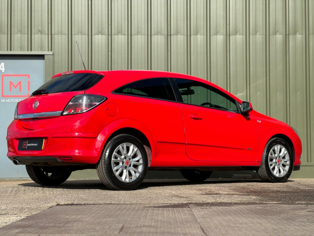 VAUXHALL ASTRA