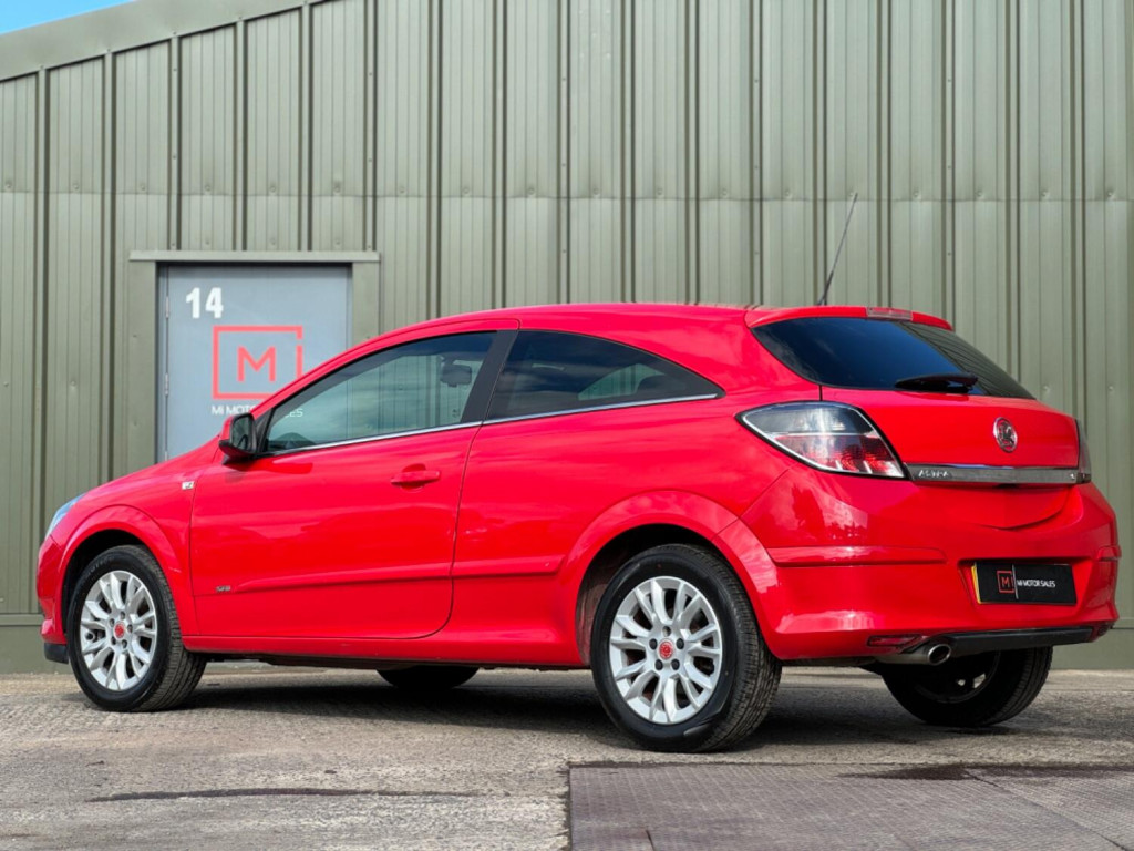 VAUXHALL ASTRA
