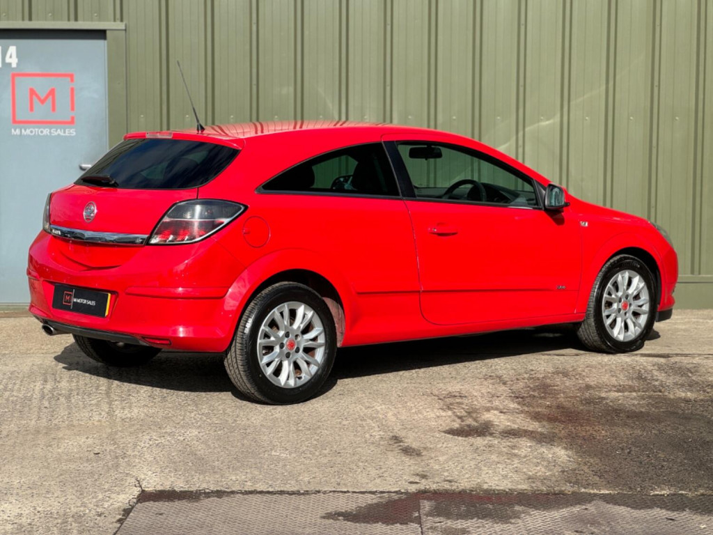 VAUXHALL ASTRA