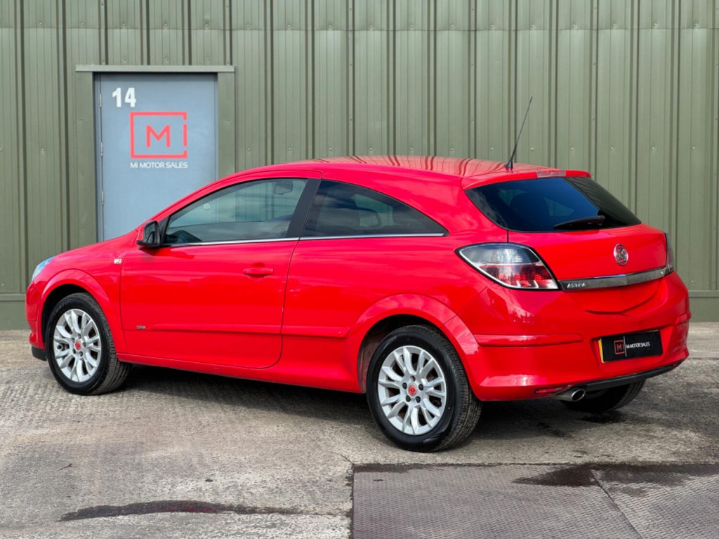 VAUXHALL ASTRA