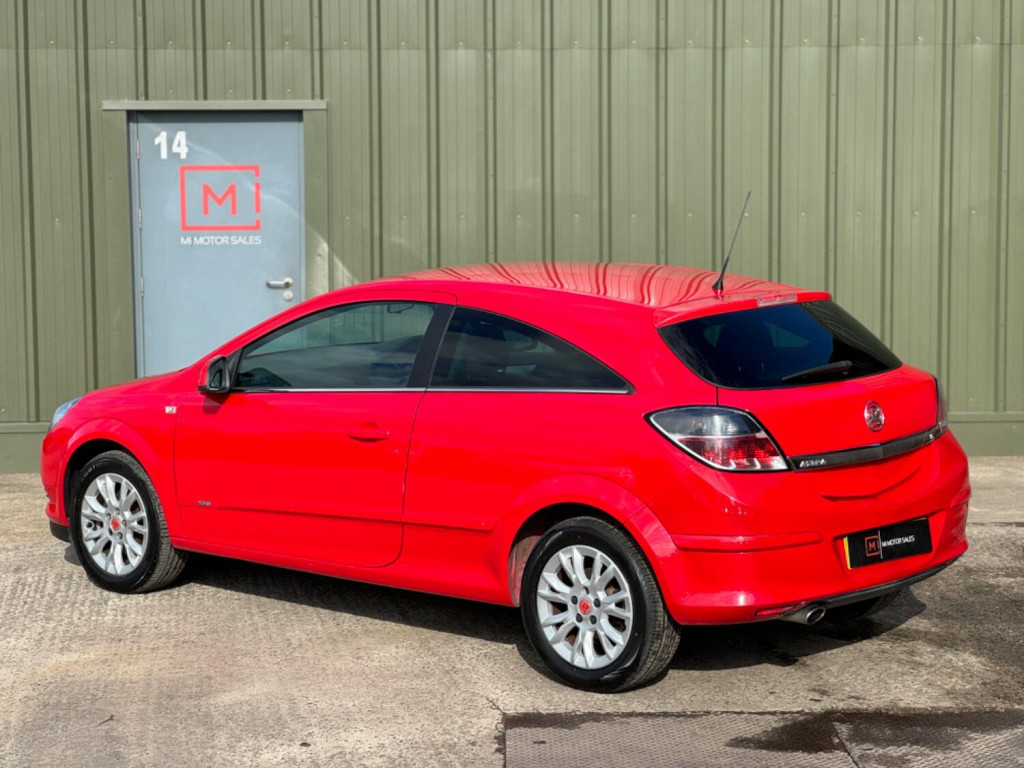 VAUXHALL ASTRA