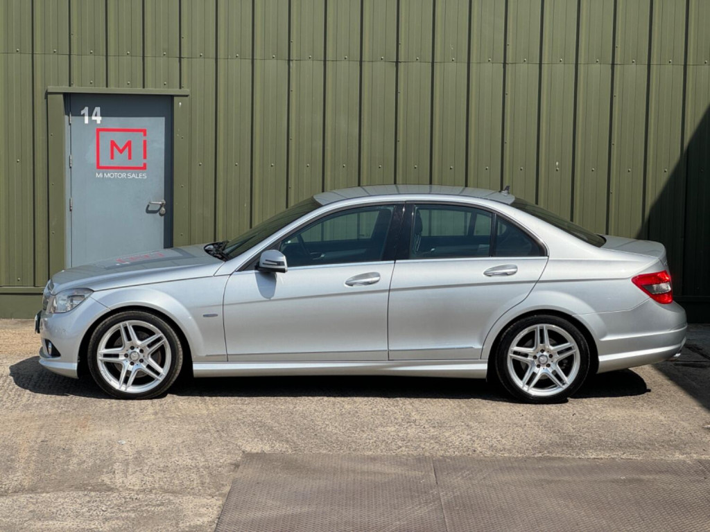 MERCEDES-BENZ C CLASS