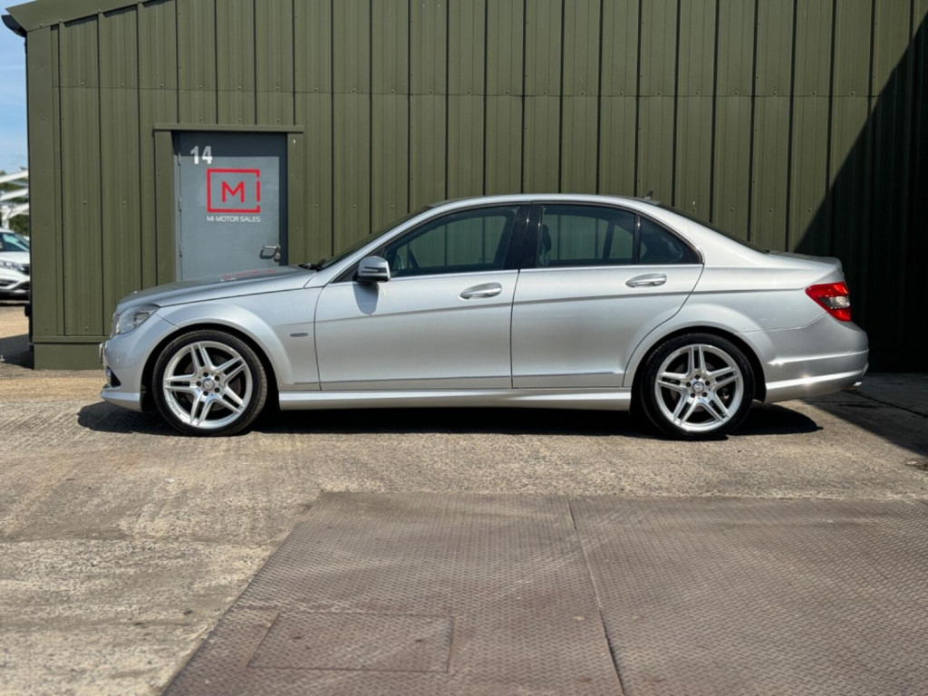 MERCEDES-BENZ C CLASS