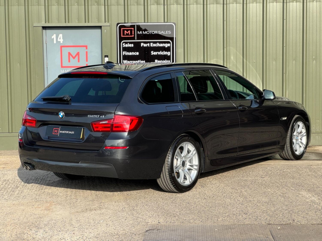 BMW 5 SERIES