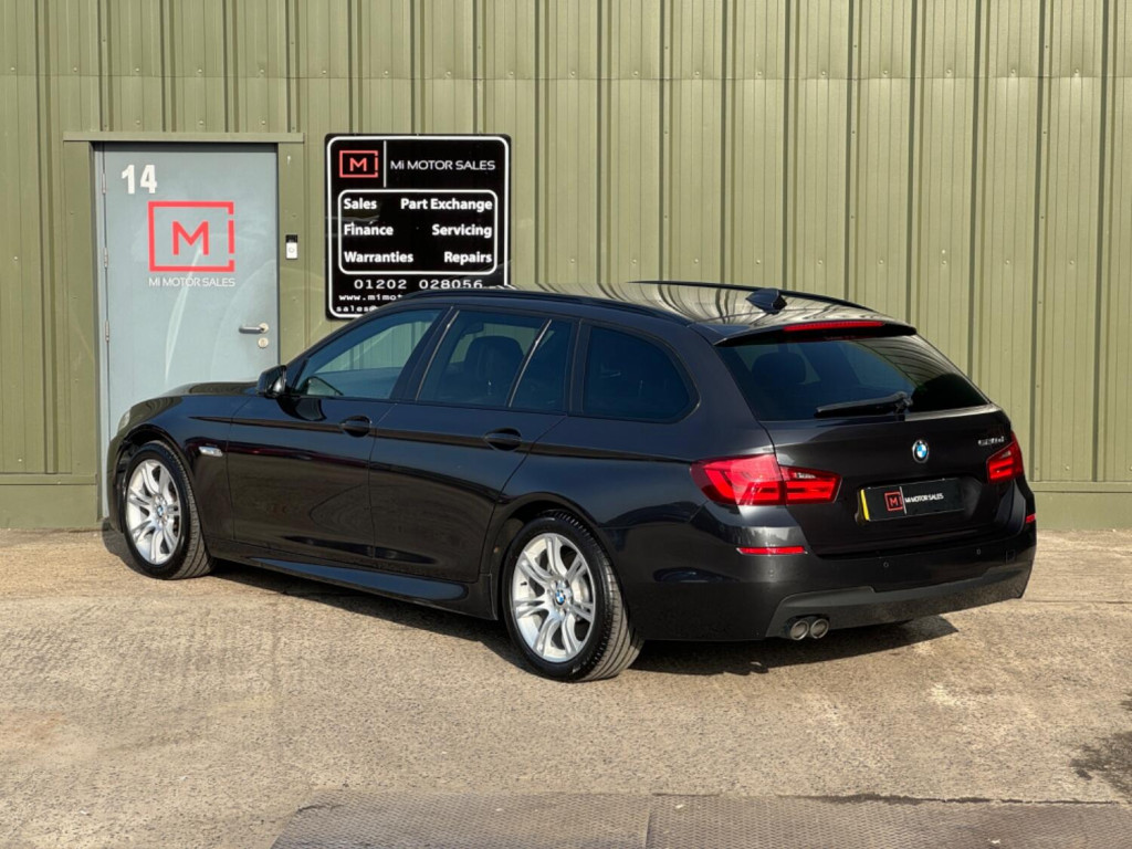 BMW 5 SERIES