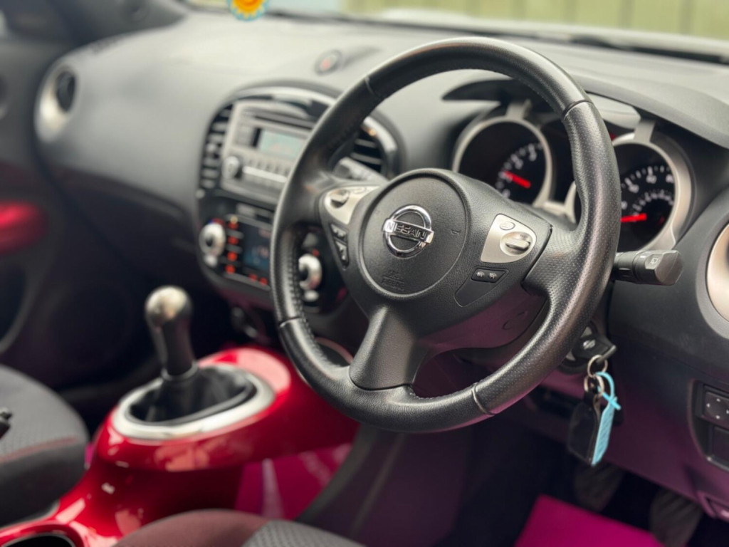 NISSAN JUKE