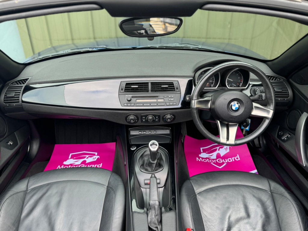 View BMW Z4 2.0 Z4 2.0i SE Roadster