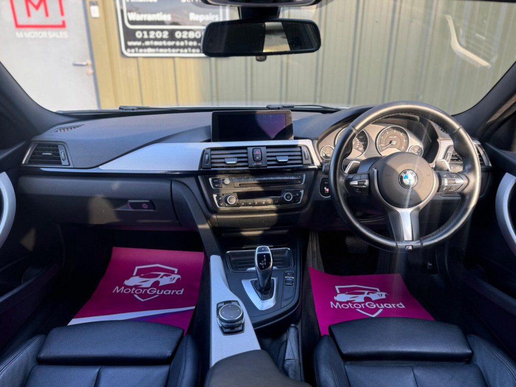 View BMW 3 SERIES 2.0 320d M Sport Touring