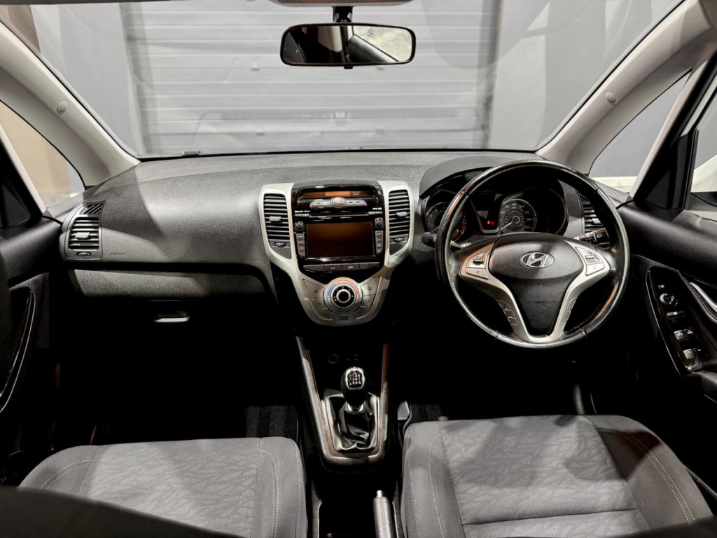 View HYUNDAI IX20 1.6 Premium Nav