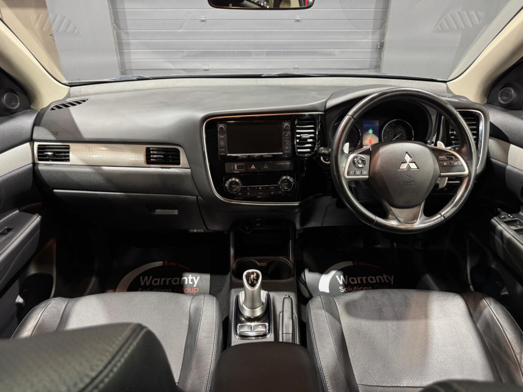 View MITSUBISHI OUTLANDER 2.0 h 12kWh GX4h