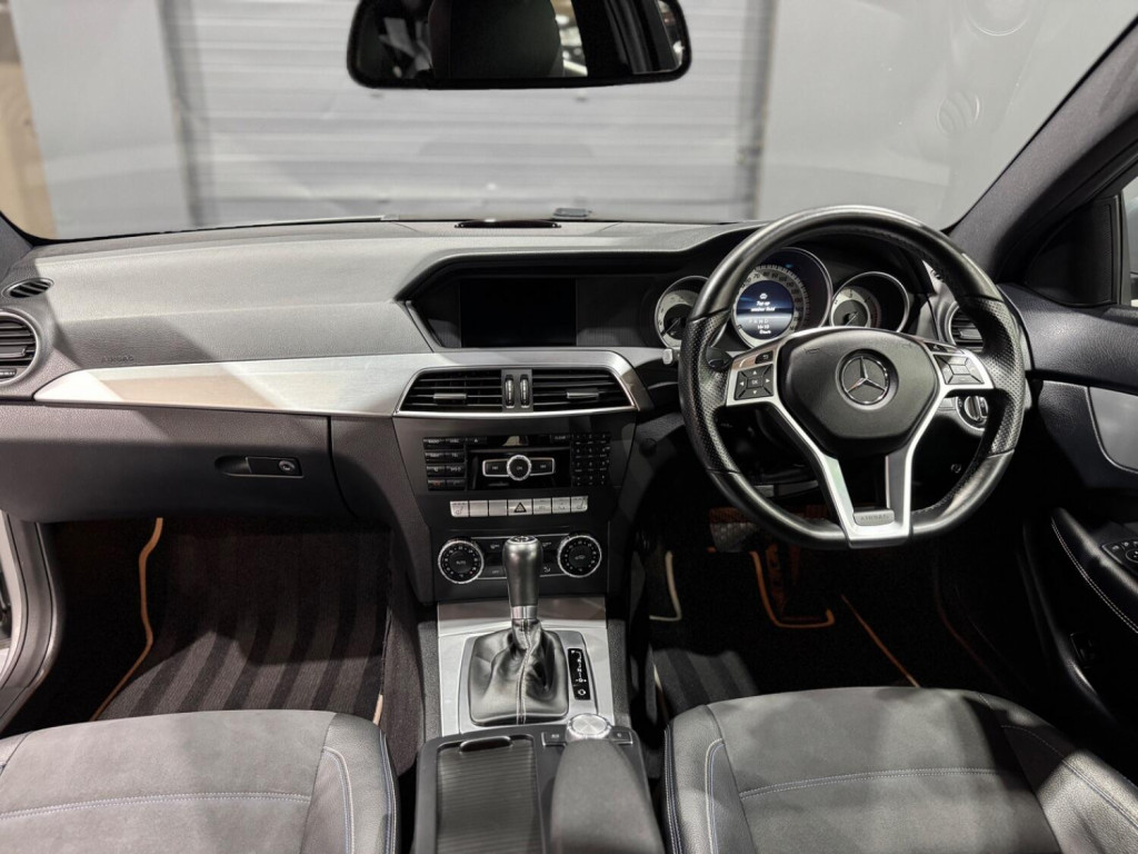 View MERCEDES-BENZ C CLASS 2.1 C220 CDI AMG Sport Edition