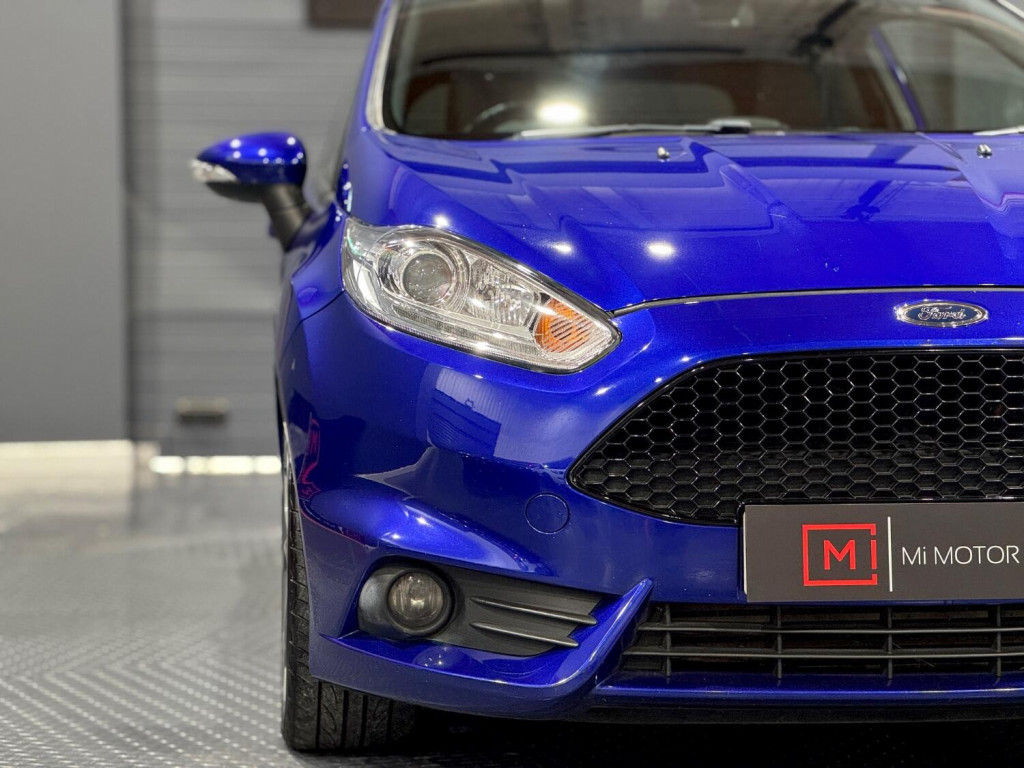 View FORD FIESTA 1.6 T EcoBoost ST-3