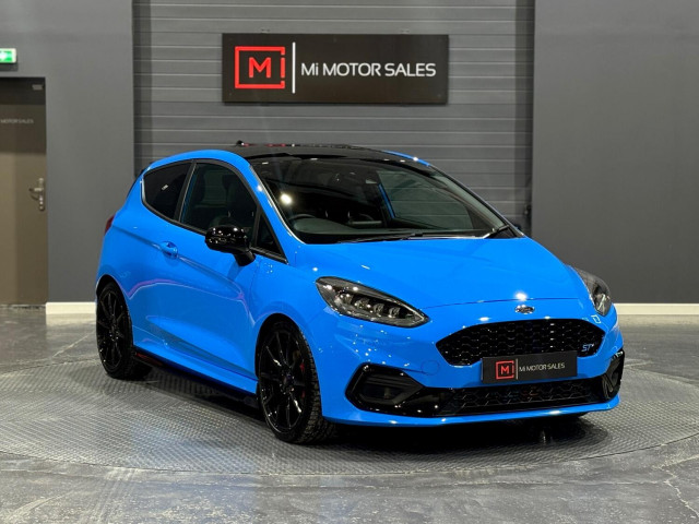 FORD FIESTA 1.5 Fiesta ST Edition 3 Door 1.5L EcoBoost 200PS FWD 6 Speed Manual