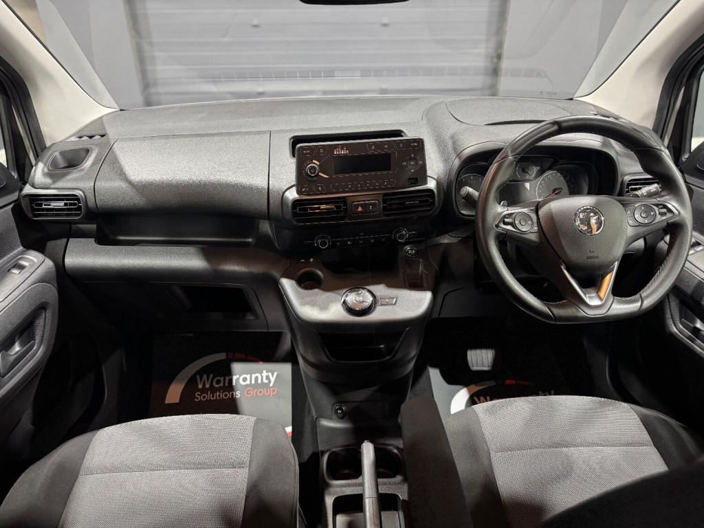 View VAUXHALL COMBO LIFE 1.5 Turbo D BlueInjection Design