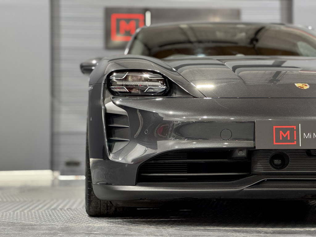 View PORSCHE TAYCAN Performance Plus 93.4kWh GTS