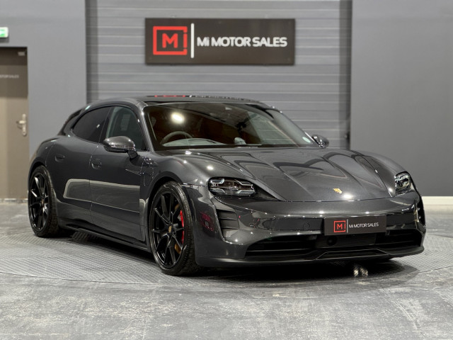 PORSCHE TAYCAN Performance Plus 93.4kWh GTS