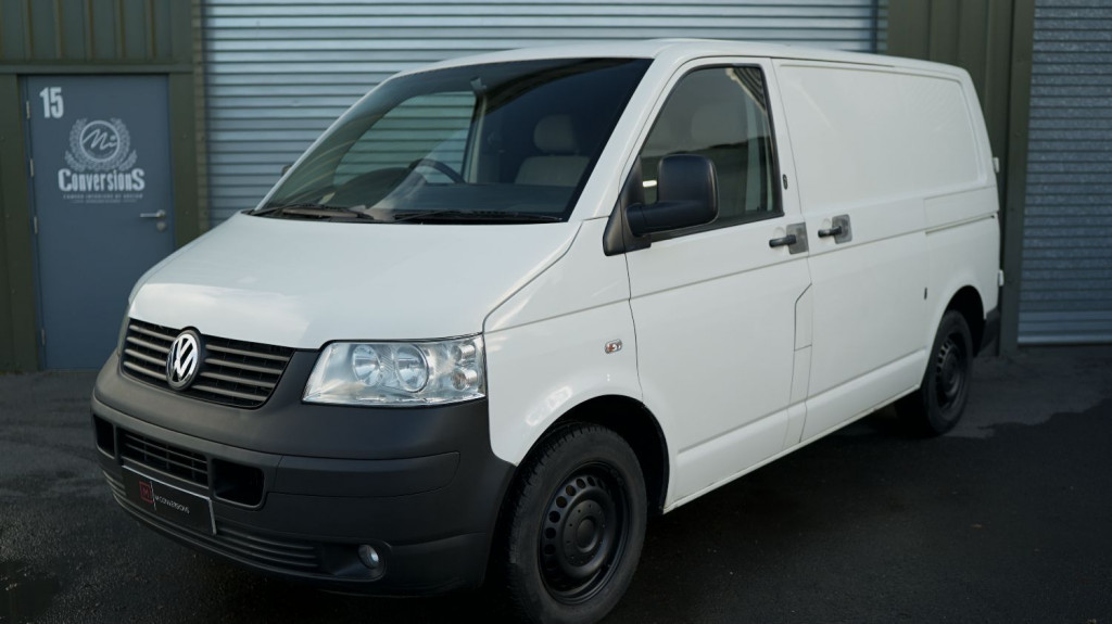 VOLKSWAGEN TRANSPORTER