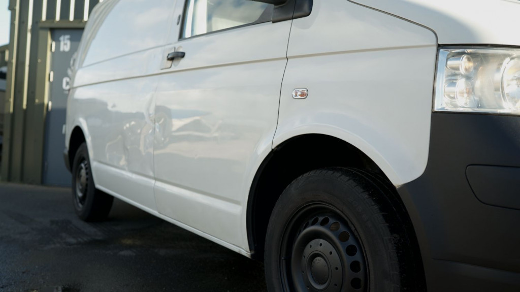 VOLKSWAGEN TRANSPORTER