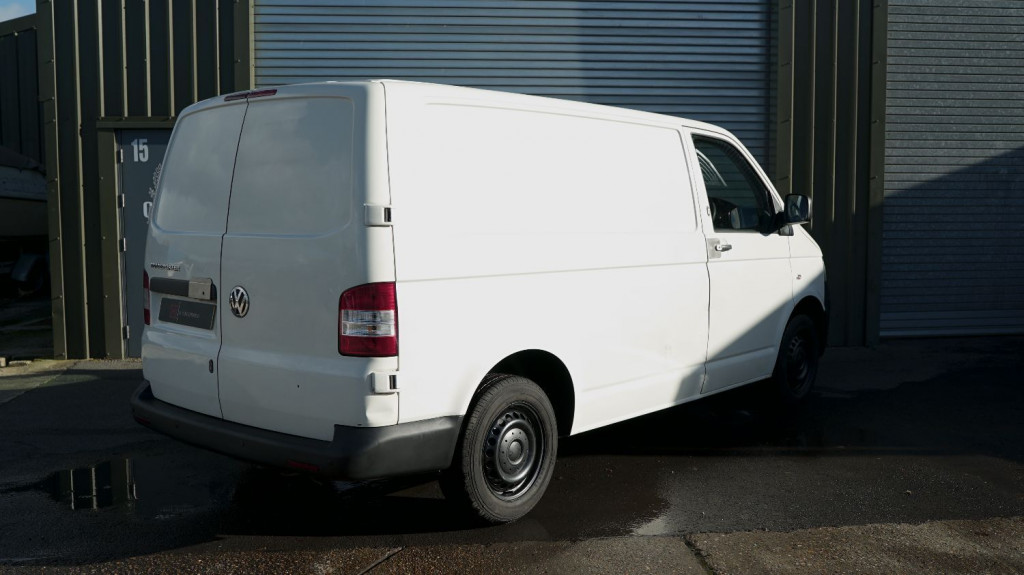 VOLKSWAGEN TRANSPORTER