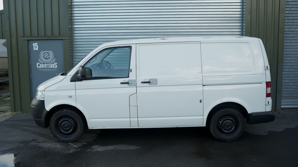 VOLKSWAGEN TRANSPORTER
