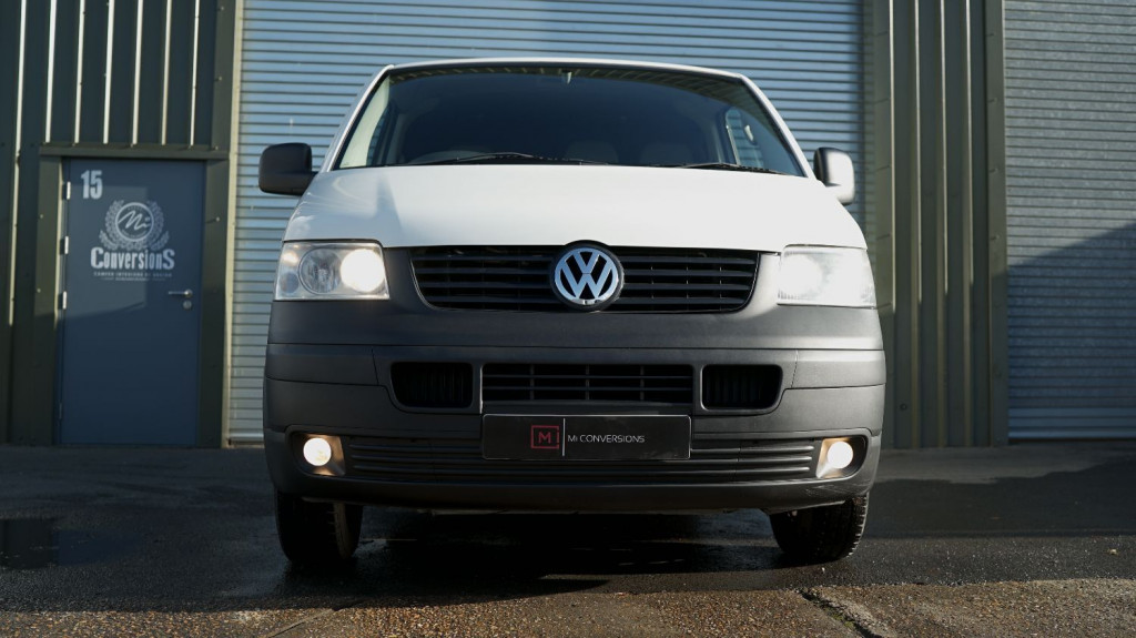VOLKSWAGEN TRANSPORTER