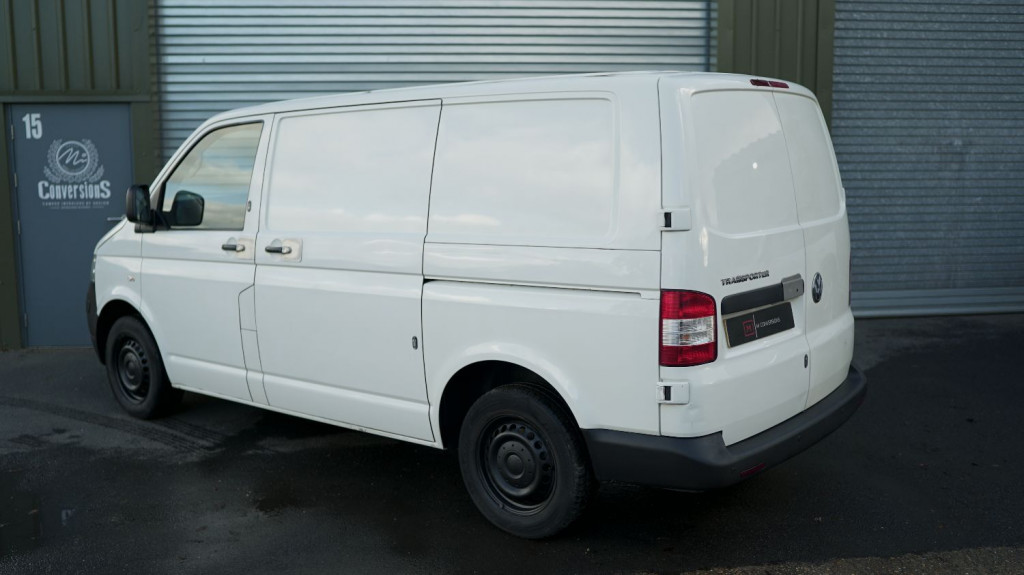 VOLKSWAGEN TRANSPORTER