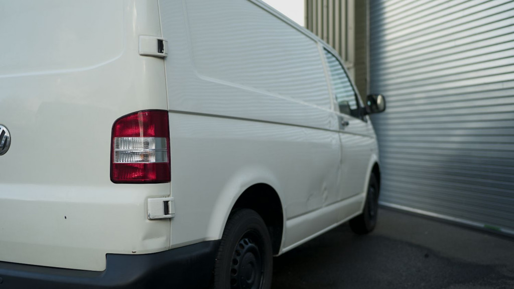 VOLKSWAGEN TRANSPORTER