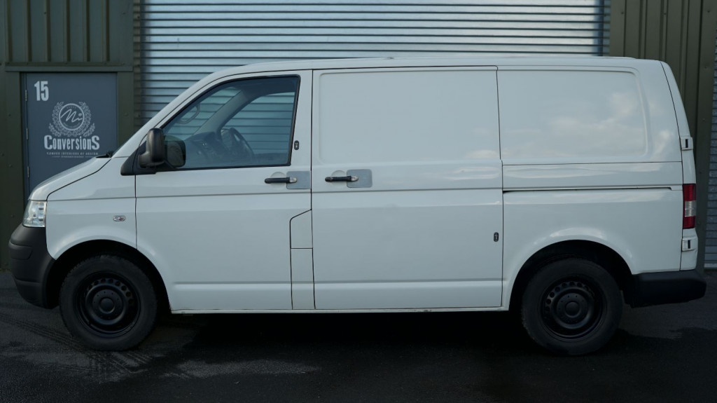 VOLKSWAGEN TRANSPORTER
