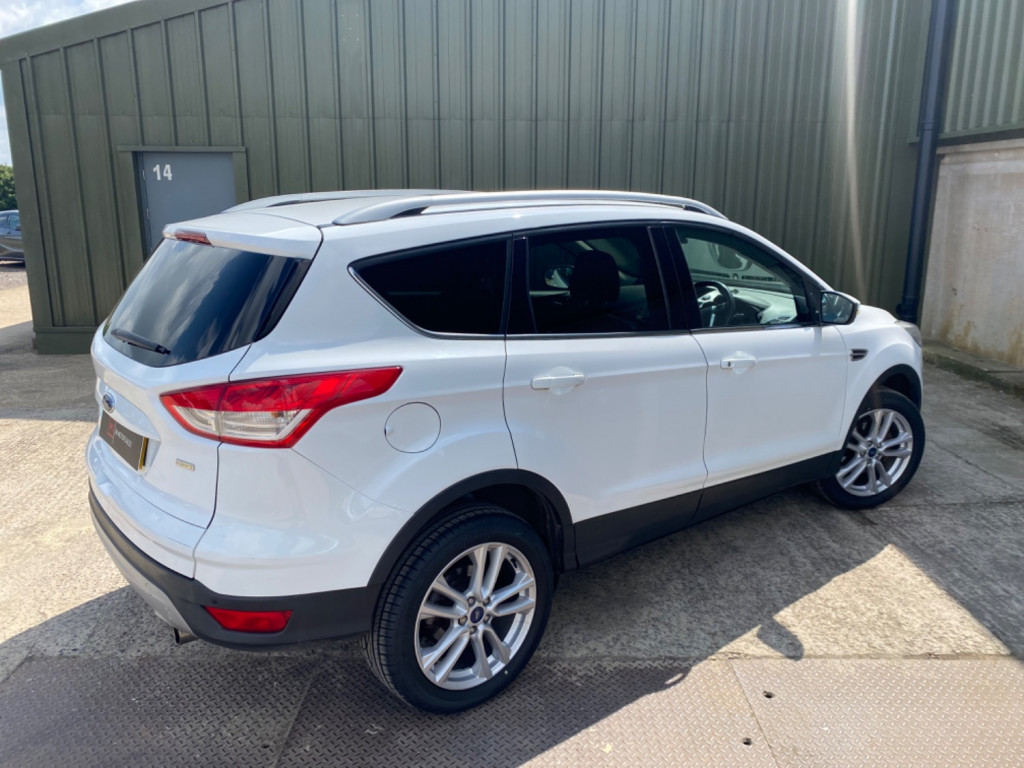 FORD KUGA
