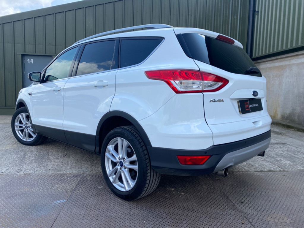 FORD KUGA