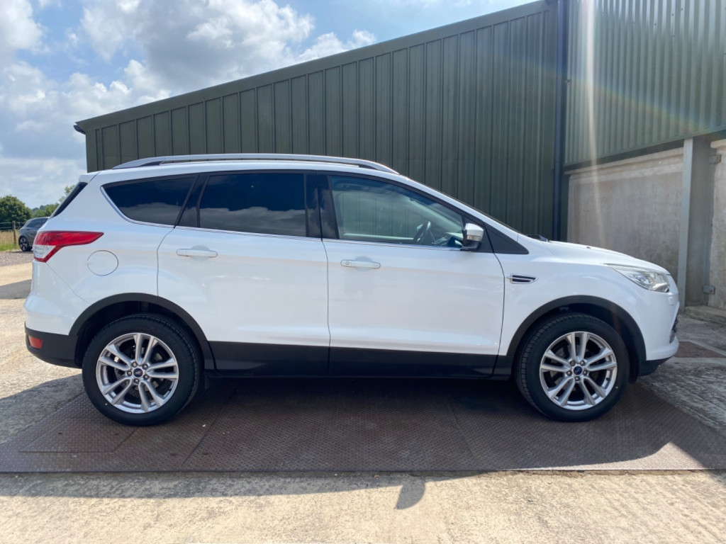 FORD KUGA