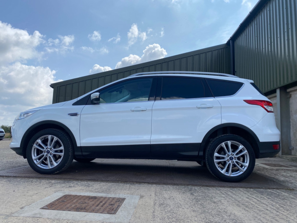 FORD KUGA