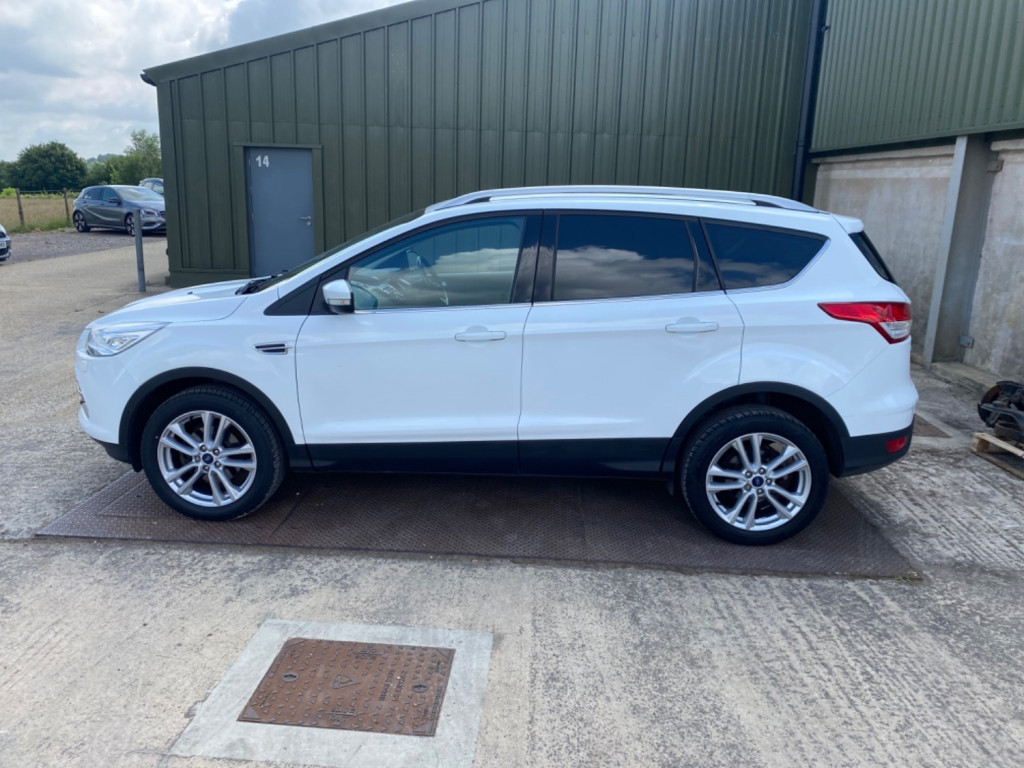 FORD KUGA